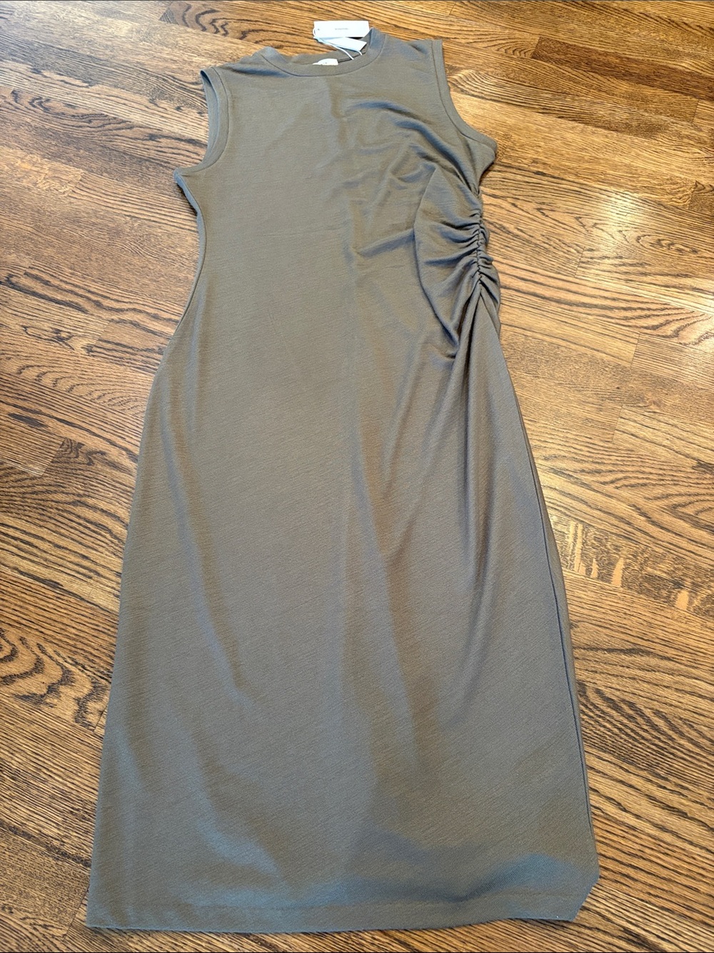 Vince NWT olive green Sleeveless Ruched Maci Dress in Olive, L